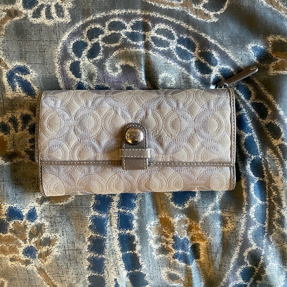 coach wallet